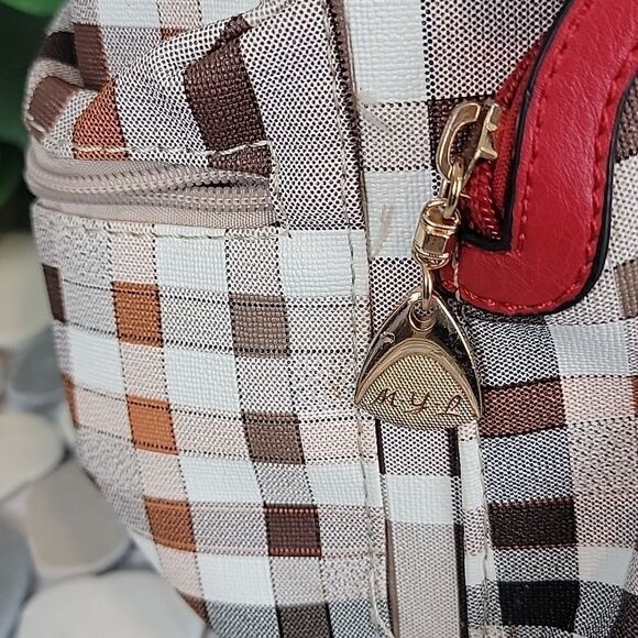 Unbranded checkered plaid backpack - Picture 3 of 13